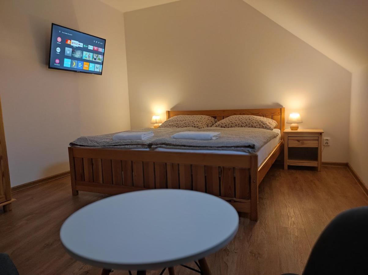 Apartman Postolka Branna Exterior photo